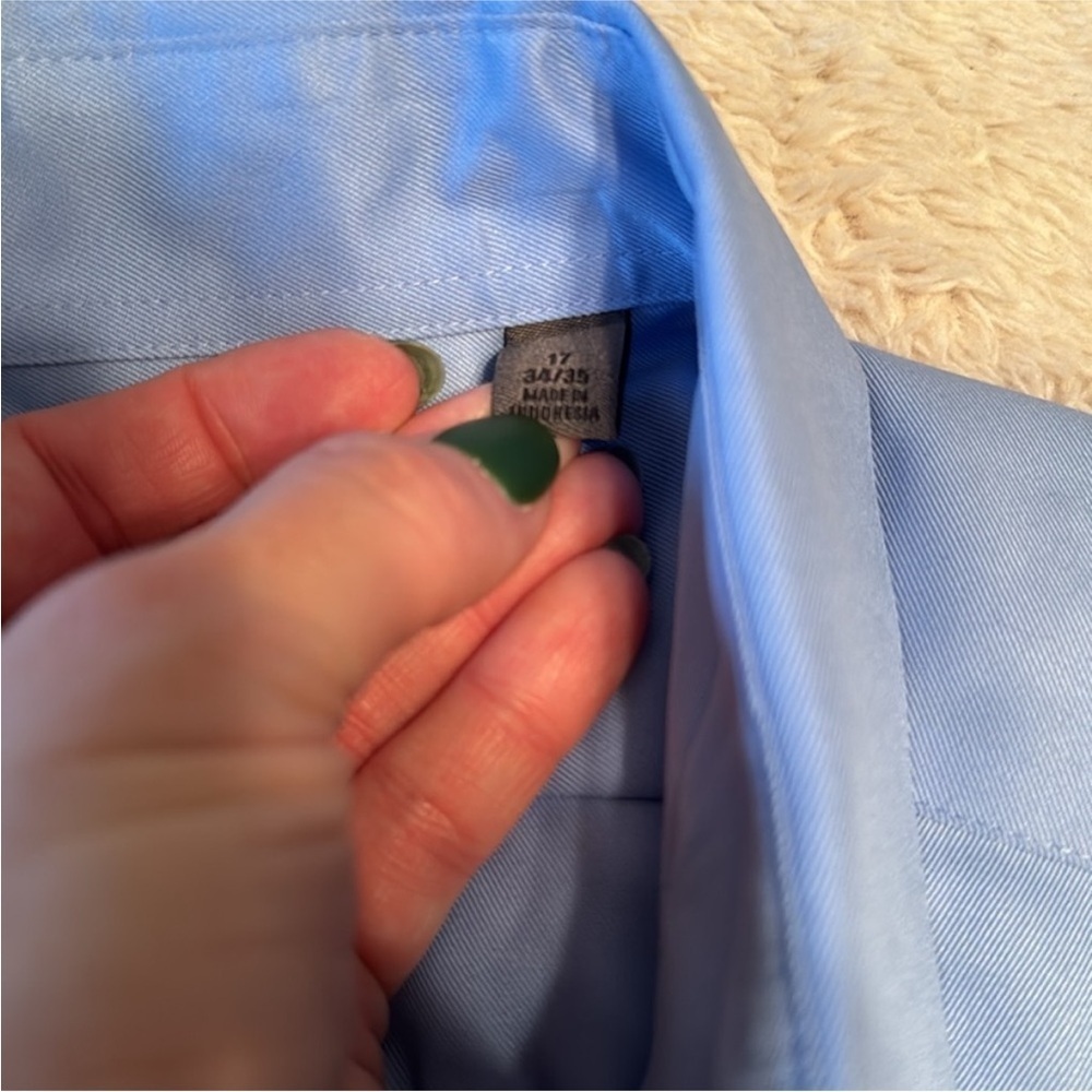 🆕 & EUC Men’s Button Down Shirt Bundle of 6 — Dress Sharp & Save! - Picture 4 of 16